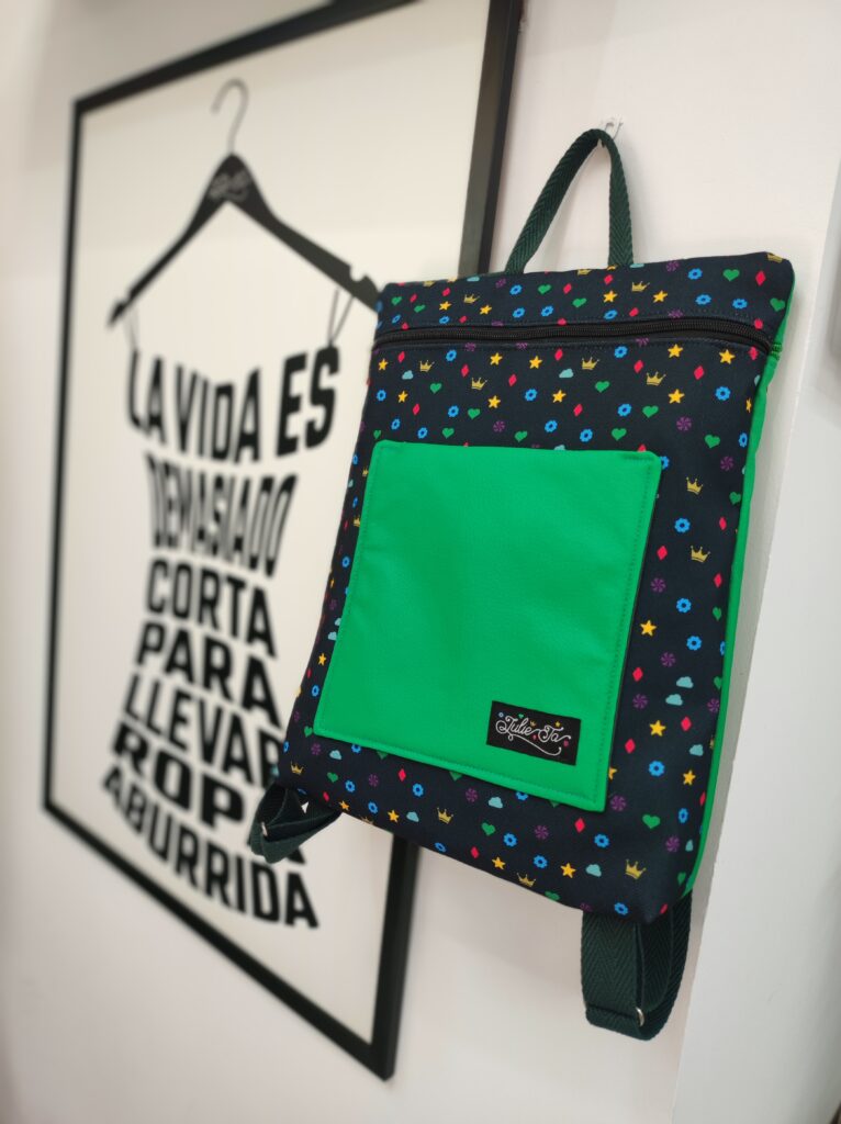 Mochila de la marca JulieTa "Alegría"